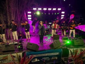 Se realizó el «Pre Festival de los Siete Colores» en Purmamarca