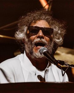 FITO PAEZ presenta “Sale el Sol” en Salta